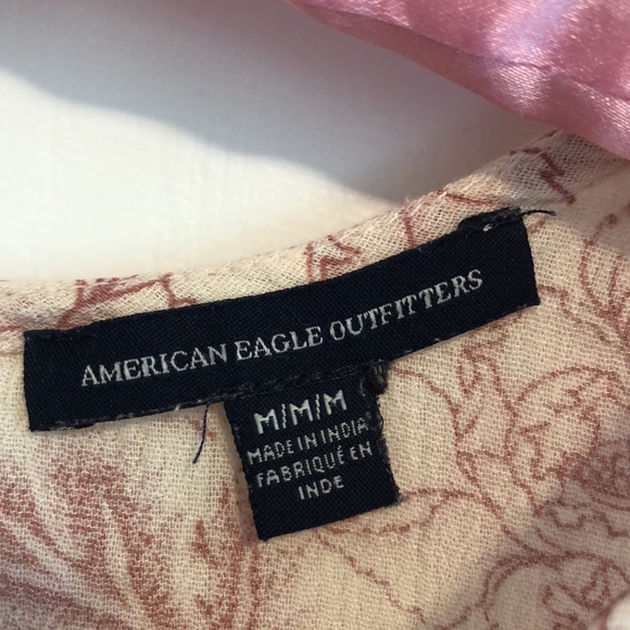 American Eagle  Sleeveless Crinkle top Size M - Picture 4 of 6